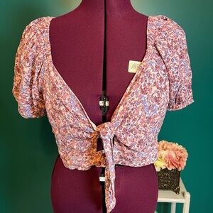 Wild Fable Pink and White Puff Sleeve Crop Blouse